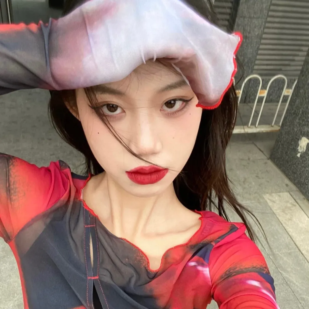 大叔新人冒险者被最强小队拼死锻炼后无敌了